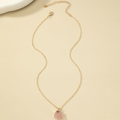 Collier et son pendentif en cristal