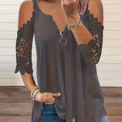 Haut à épaules dénudées et dentelle – style chic et féminin