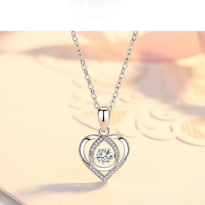 Collier Pendentif cœur en cristal – Élégance & amour éternel