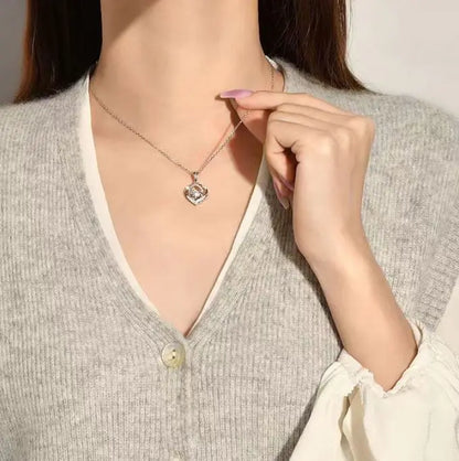 Collier Pendentif cœur en cristal – Élégance & amour éternel