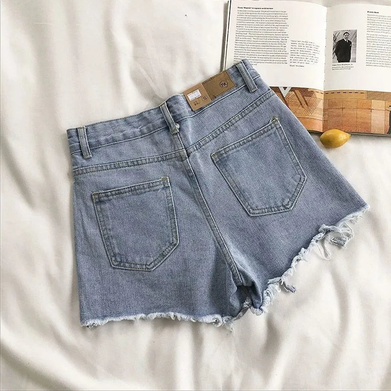 Short en jean déchiré