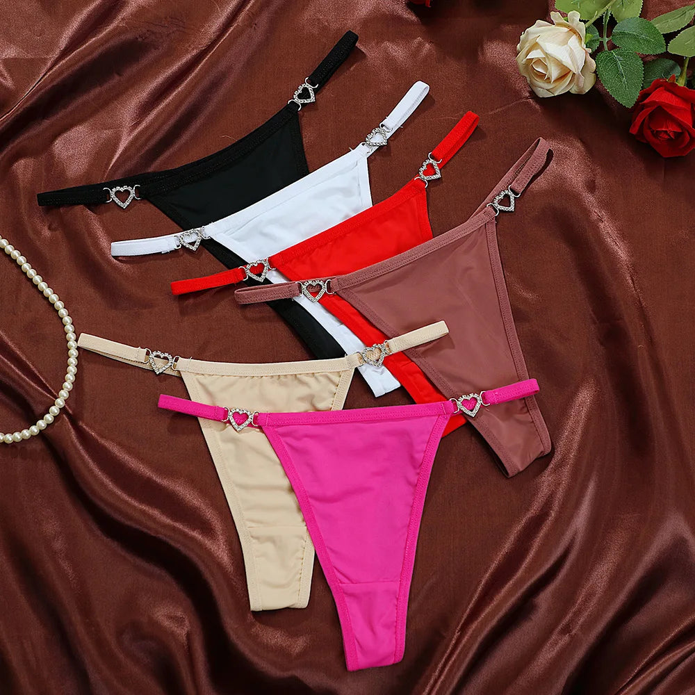 String Noir avec Détails Cœur Strass