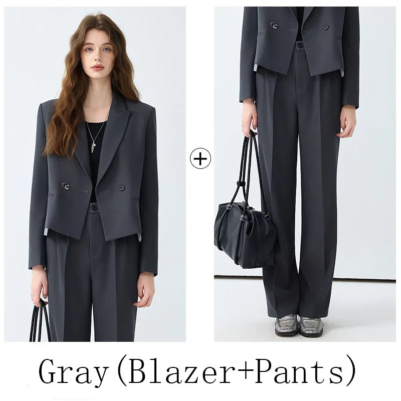 Costume femme bureau moderne élégant