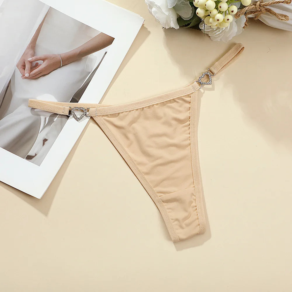 String Noir avec Détails Cœur Strass