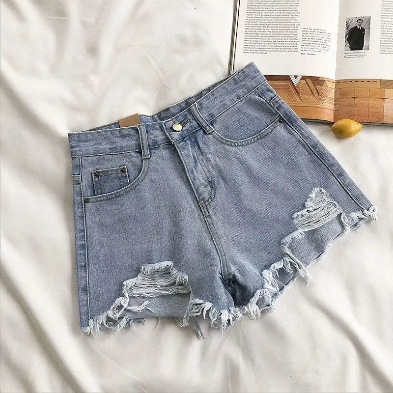 Short en jean déchiré