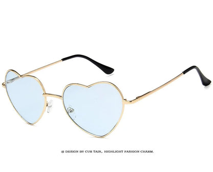 Lunettes de soleil en forme de cœur