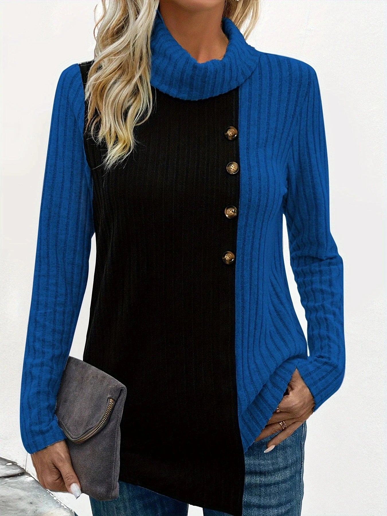 T-shirt/Pull col roulé à boutons côtelés