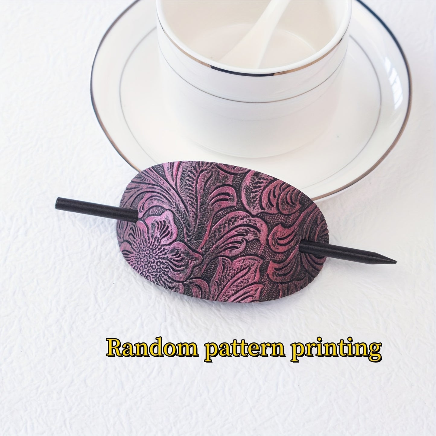 Pince à cheveux en cuir avec baguette – Élégance naturelle