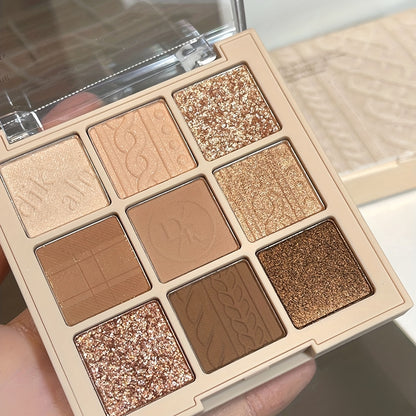 Palette de fards à paupières Nude &amp; Or – Éclat naturel et glamour